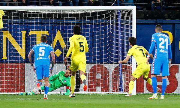 kaiyun 官网-高级较量4球皆出自低级失误 黄潜马竞双失2分